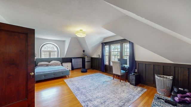 52 Rockledge Rd, Newton, MA 02461