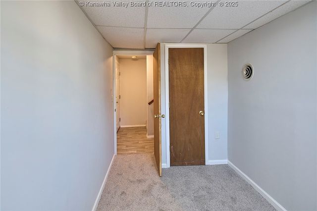 907 Valley Road, Charleston, WV 25302