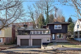 907 Valley Road, Charleston, WV 25302