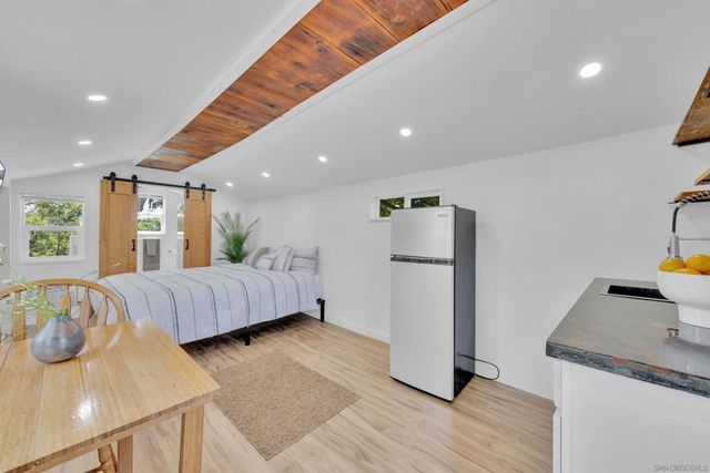 5445 Adams Avenue, San Diego, CA 92115