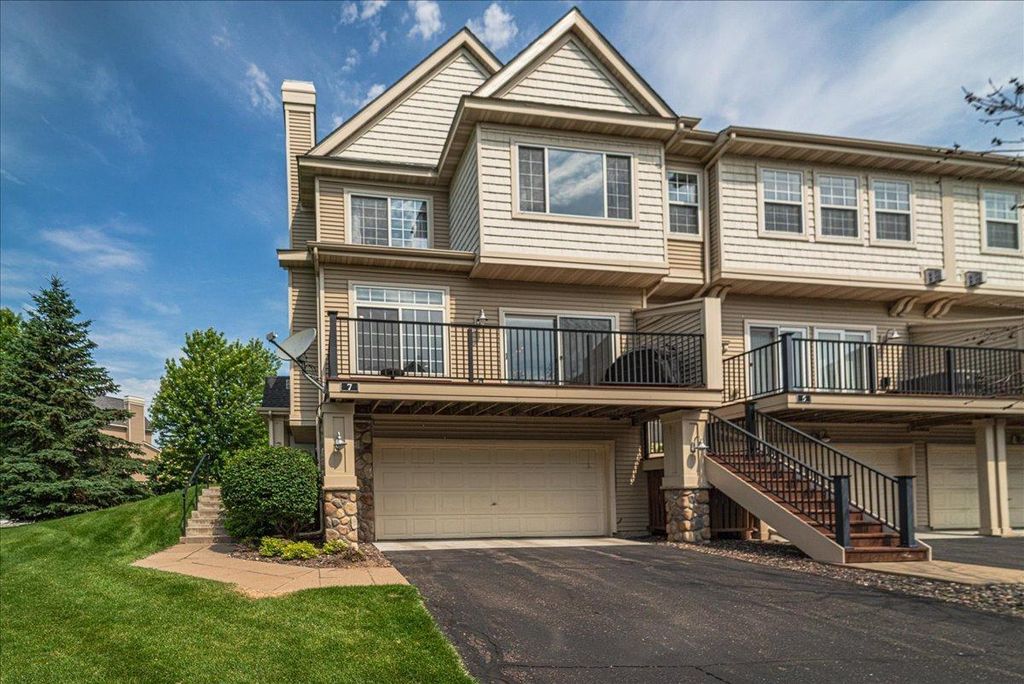 4363 Victor Path 7, Hugo, MN 55038