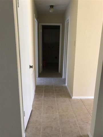 7402 Thicket Trail Drive, Humble, TX 77346