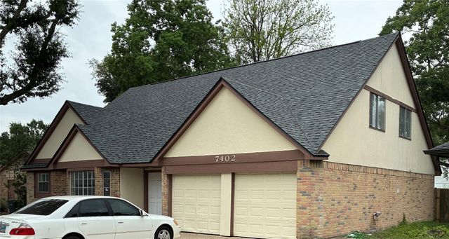 7402 Thicket Trail Drive, Humble, TX 77346