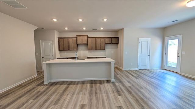 521 Hayes Lane, Canton, GA 30115