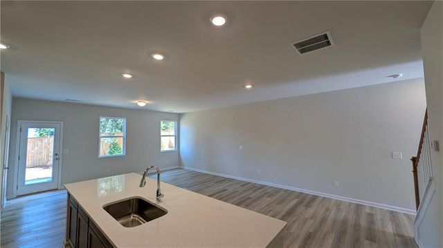 521 Hayes Lane, Canton, GA 30115