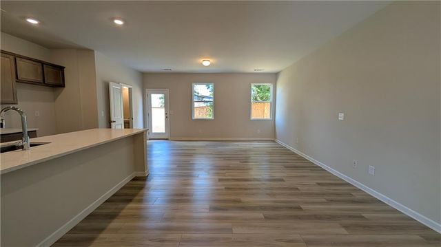 521 Hayes Lane, Canton, GA 30115