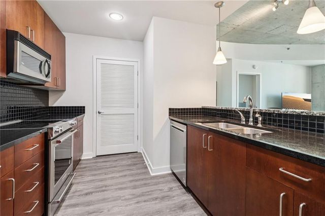 250 Pharr Road NE 1905, Atlanta, GA 30305