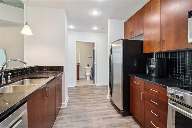 250 Pharr Road NE 1905, Atlanta, GA 30305