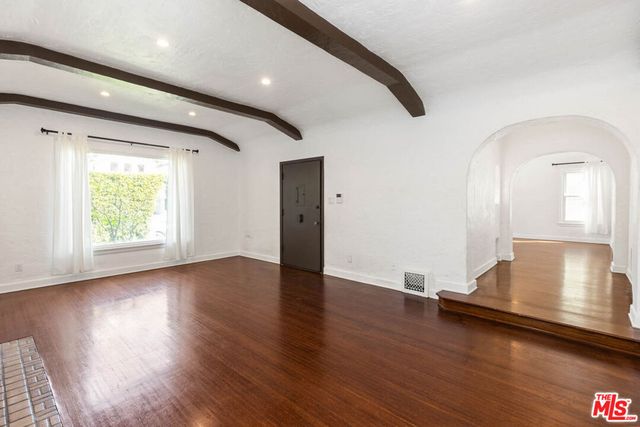 6620 W 6th Street, Los Angeles, CA 90048