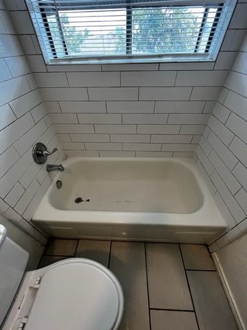 5750 Phoenix Drive 19, Dallas, TX 75231