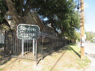 5750 Phoenix Drive 19, Dallas, TX 75231