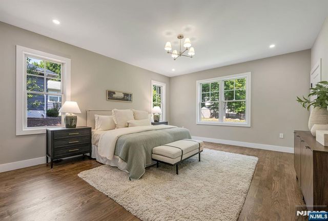 5 Blanchfield Court, Ho-ho-kus, NJ 07423