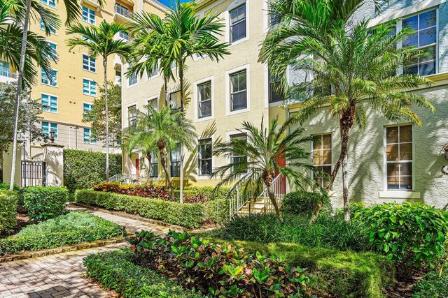 672 Fern Street, West Palm Beach, FL 33401