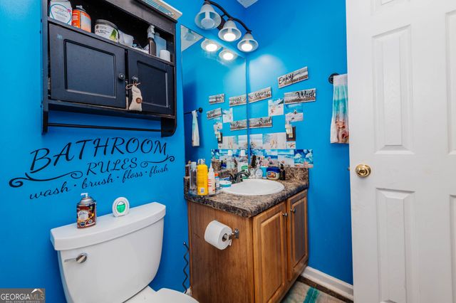 305 Strawbridge Lane, Bonaire, GA 31005