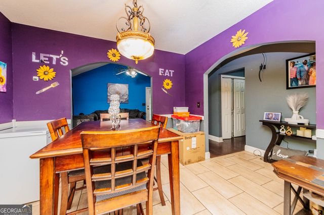 305 Strawbridge Lane, Bonaire, GA 31005