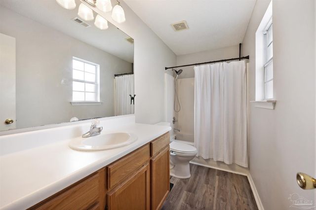 4997 Mayo Cir, Pace, FL 32571