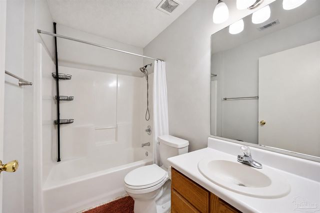4997 Mayo Cir, Pace, FL 32571