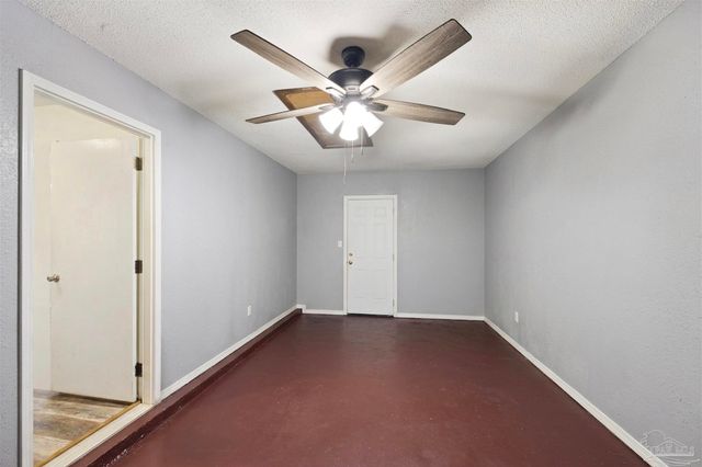 4997 Mayo Cir, Pace, FL 32571