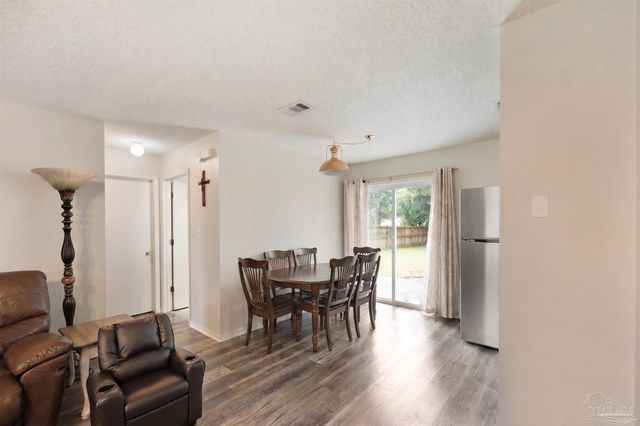 4997 Mayo Cir, Pace, FL 32571