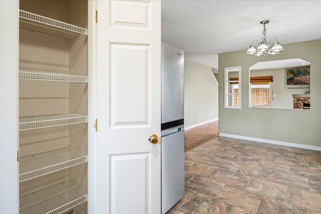 2232 SW Newberry Court, Redmond, OR 97756