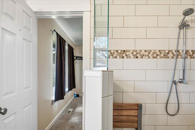 2232 SW Newberry Court, Redmond, OR 97756