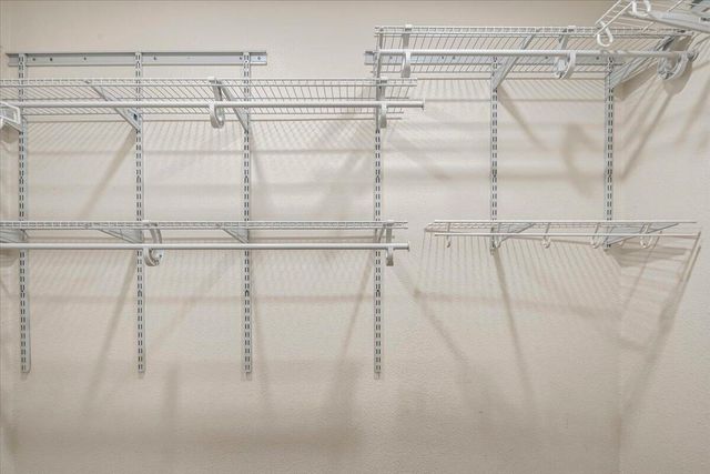 2232 SW Newberry Court, Redmond, OR 97756