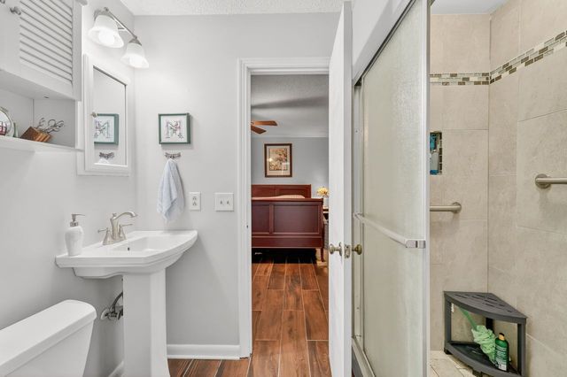 108 Ervin St, Hendersonville, TN 37075