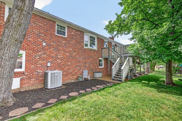 108 Ervin St, Hendersonville, TN 37075
