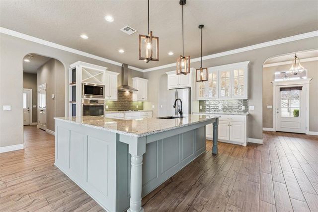 3514 Rivers Edge Court, Newcastle, OK 73065