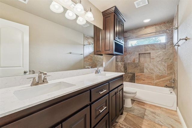 3514 Rivers Edge Court, Newcastle, OK 73065