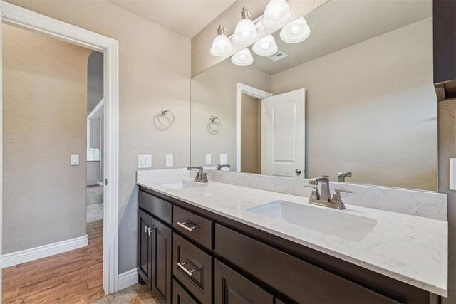 3514 Rivers Edge Court, Newcastle, OK 73065