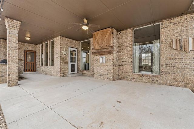 3514 Rivers Edge Court, Newcastle, OK 73065