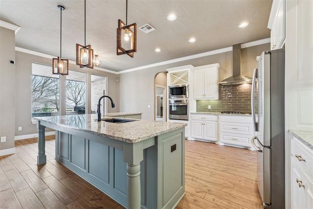 3514 Rivers Edge Court, Newcastle, OK 73065