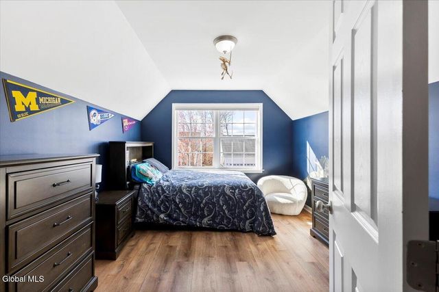 15 Stonebridge Drive, Ballston, NY 12019