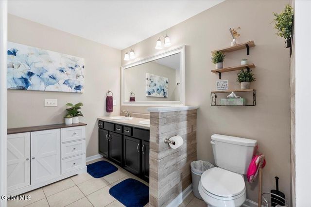 15 Stonebridge Drive, Ballston, NY 12019