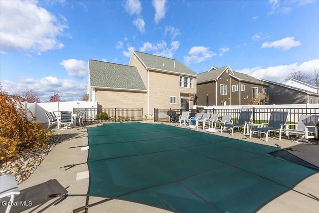 15 Stonebridge Drive, Ballston, NY 12019