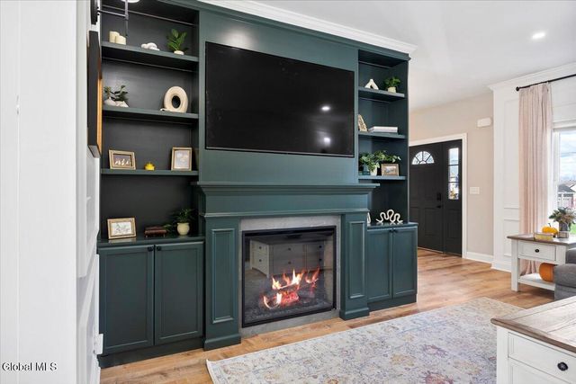 15 Stonebridge Drive, Ballston, NY 12019