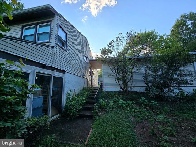 109 MERRITT AVE, Douglassville, PA 19518