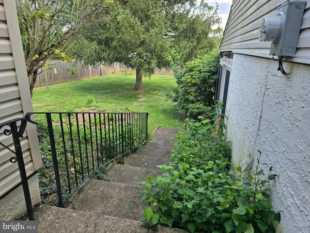 109 MERRITT AVE, Douglassville, PA 19518