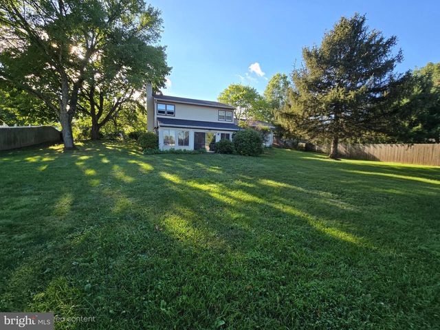 109 MERRITT AVE, Douglassville, PA 19518