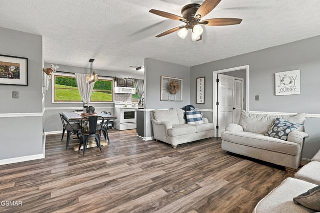420 Hayes Drive, Kodak, TN 37764