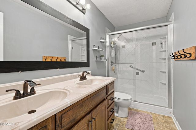 420 Hayes Drive, Kodak, TN 37764