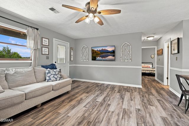 420 Hayes Drive, Kodak, TN 37764