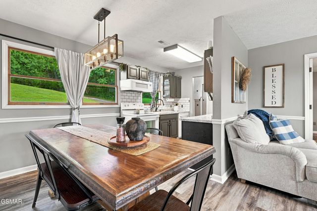 420 Hayes Drive, Kodak, TN 37764