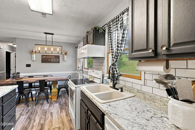 420 Hayes Drive, Kodak, TN 37764