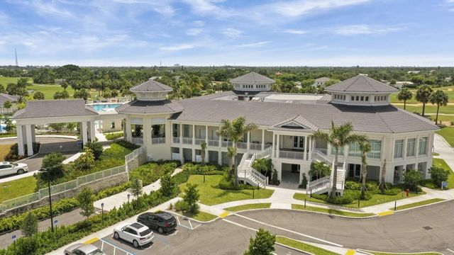 52 Yacht Club Drive 402, North Palm Beach, FL 33408