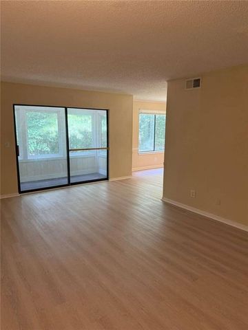 343 Seasons Parkway, Norcross, GA 30093