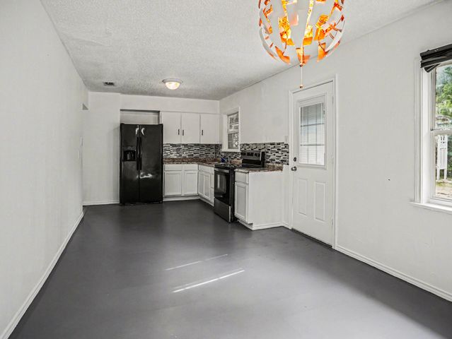 813 32nd Street, Grand Prairie, TX 75050