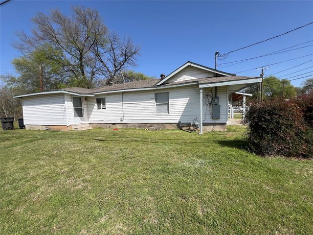2801 Ennis Avenue, Fort Worth, TX 76111