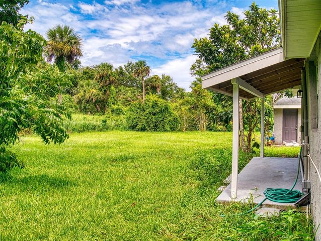 1103 WASHINGTON STREET, New Smyrna Beach, FL 32168